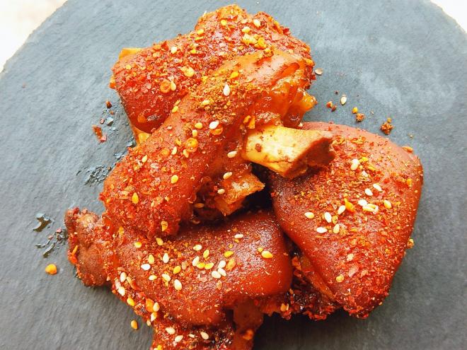 超级软糯的卤猪蹄or烤猪蹄