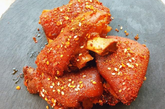 超级软糯的卤猪蹄or烤猪蹄