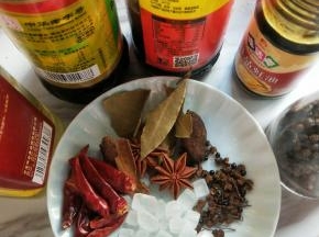 其他配料准备好。