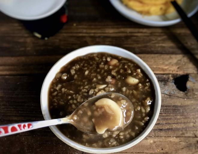 红糖百合莲子粥