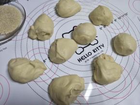 称重并分割成9个面团。