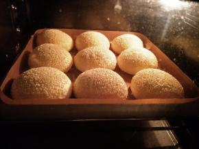 放入提前预热好的烤箱180度25分钟。