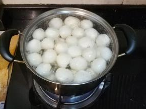 荔枝全部浮起即可