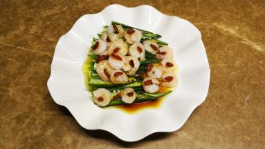 淋入蒸鱼豉油即可