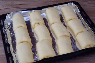 再次发酵至两倍大左右