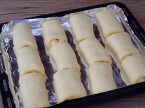 再次发酵至两倍大左右