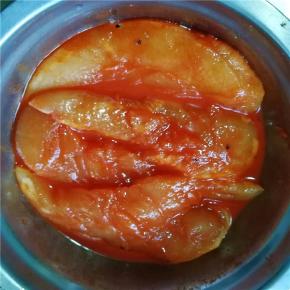 放入冰箱冷藏腌制更易于入味；