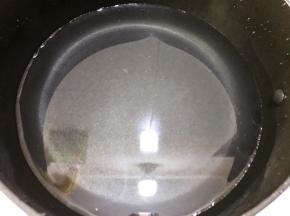 倒出椰子水