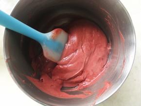 加入柠檬汁搅拌均匀
