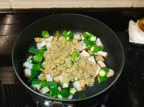 放入藜麦