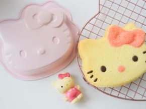 可爱的hello kitty蛋糕就做好啦，特别可爱