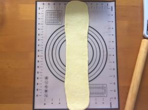 再次擀成长方形