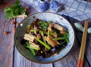 装盘即可。