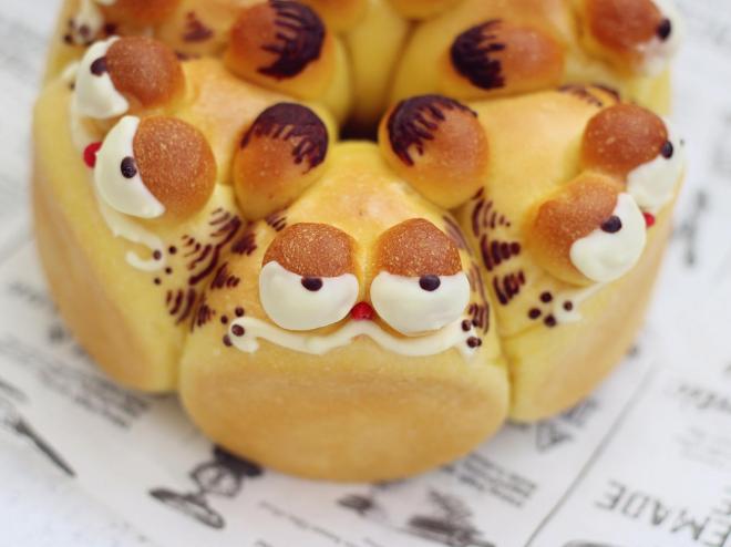 加菲猫胡萝卜面包