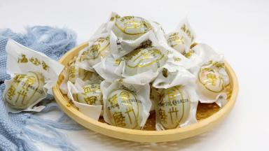 研磨食光海鸭蛋个个独立包装，方便储存。