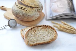 一款面包，两种口感，纯天然发酵，低脂无油更健康