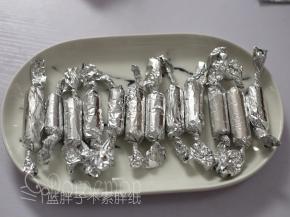 全部虾泥都这么包好。