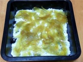 将煮好的柚子皮放上