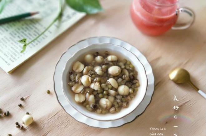 莲子绿豆汤