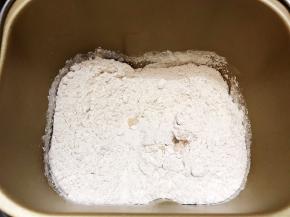 面包机启动揉面25分钟