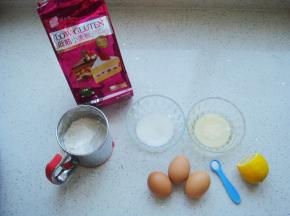 食材称好备用。