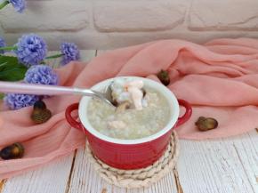 香菇虾滑小米粥。