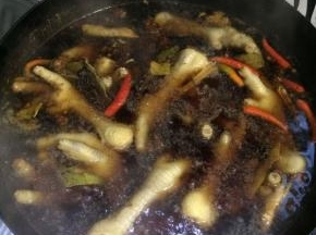 大火烧开，转中小火慢炖40分中。