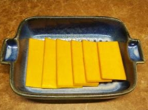 南瓜片码在烤盘底