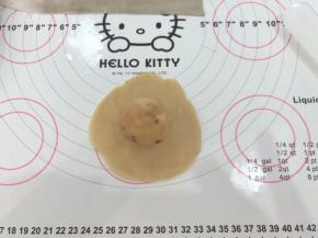 14、包入蔓越梅绿豆馅。