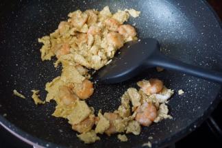 炒散，翻炒均匀即可