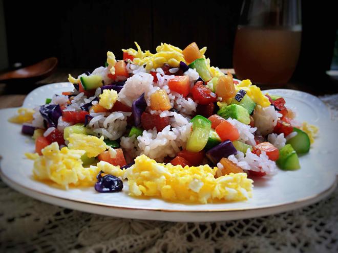 干贝腊肠五彩炒饭