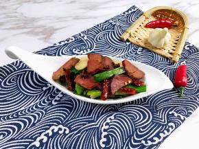 装盘上桌，真是爱极了这道菜