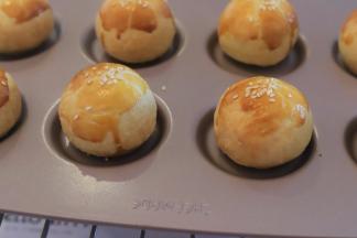 出炉后放至凉透装带保存