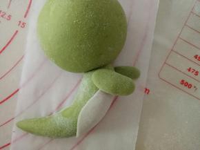 上侧的手臂也粘上