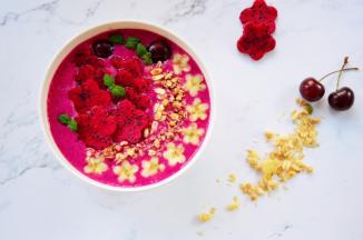 美味的火龙果思慕雪就做好啦