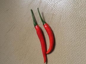 辣椒切碎，忘拍切碎之后的图片了