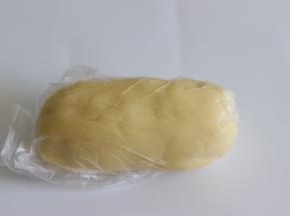 放入保鲜袋，排空气，放到冰箱冷藏室，1小时