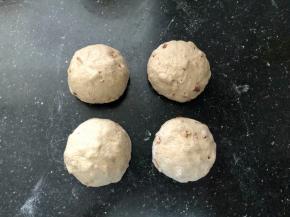 9、滚圆，松弛10分钟。