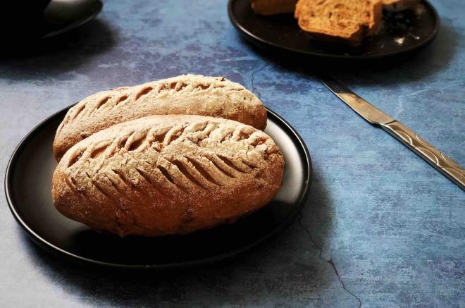 小麦胚芽红枣软欧包