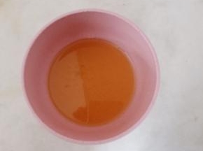 蜂蜜提前用少许凉开水化开。