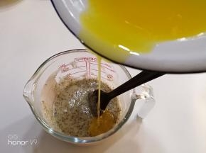 然后加入面糊里面。