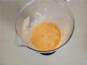 打成细腻的芒果奶