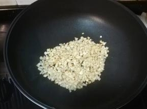 慢慢翻炒至熟透