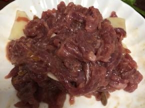 混合好的牛肉