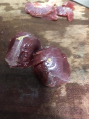 去掉筋膜后的鸡胗