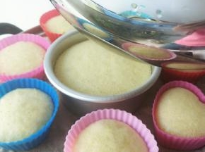 蒸锅水烧开。放入蒸锅大火蒸15分钟。