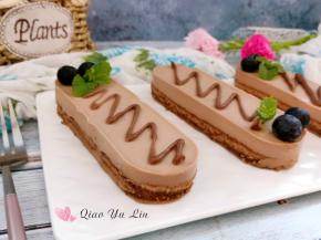 巧克力慕斯蛋糕。