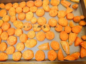 表面是微黄色，特别诱人