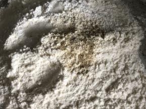 面粉、玉米粉、盐、白胡椒