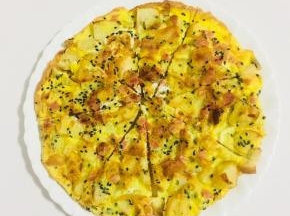 切成小块儿即可食用啦，像不像披萨啊？